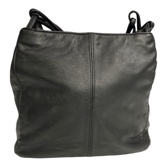 Vintage Saddle River Black Leather Handbag
Purse Knotted Shoulder Strap - Picture 3 of 13